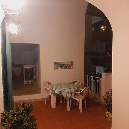 La Casa Di Rita Tatil Evi Cetara