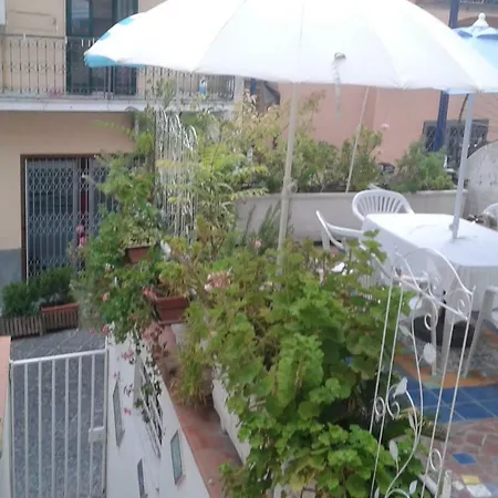 La Casa Di Rita Cetara